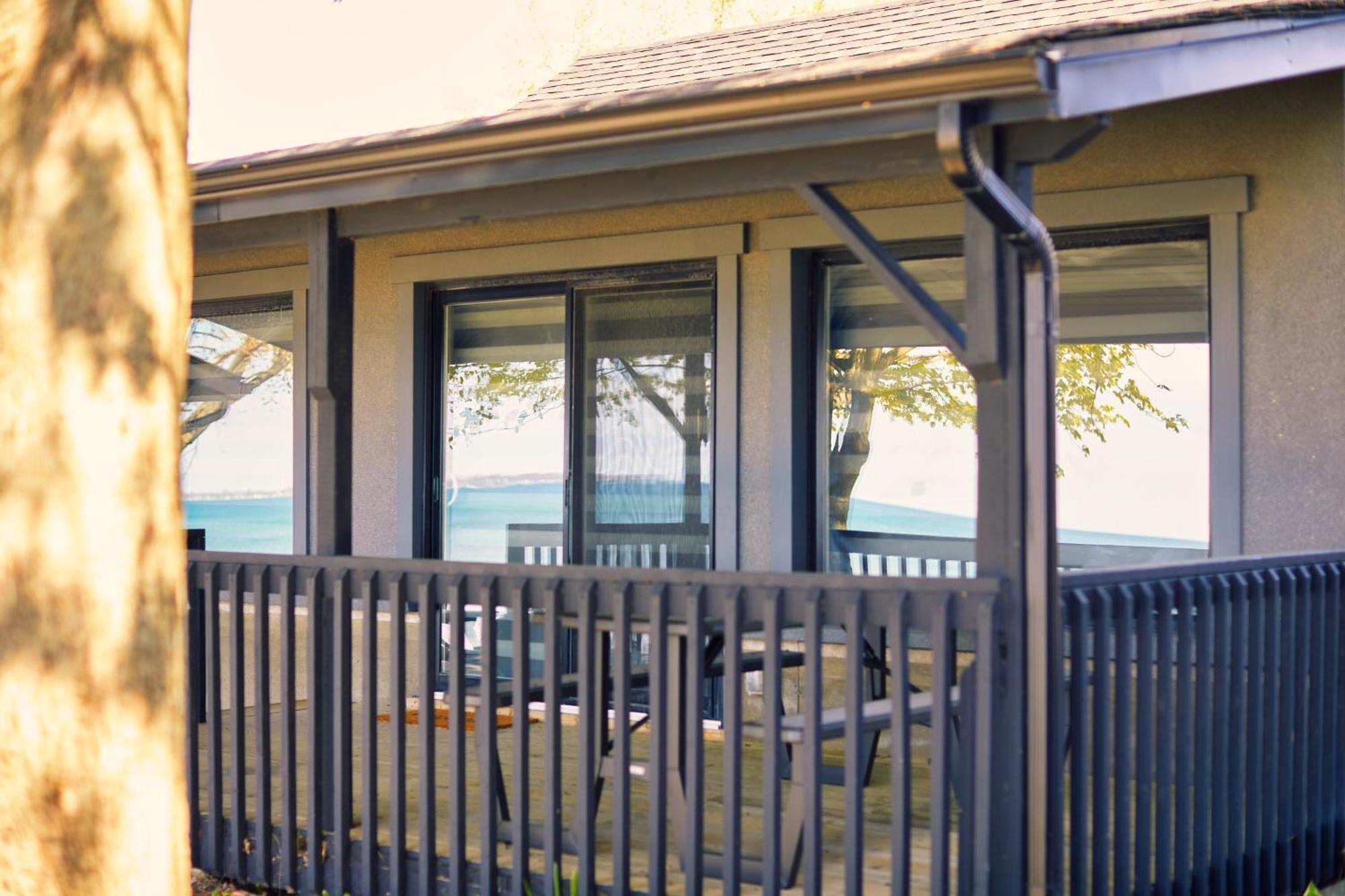 The Long Beach Resort - Beachfront Cottages & Townhouse Suites Wainfleet Extérieur photo