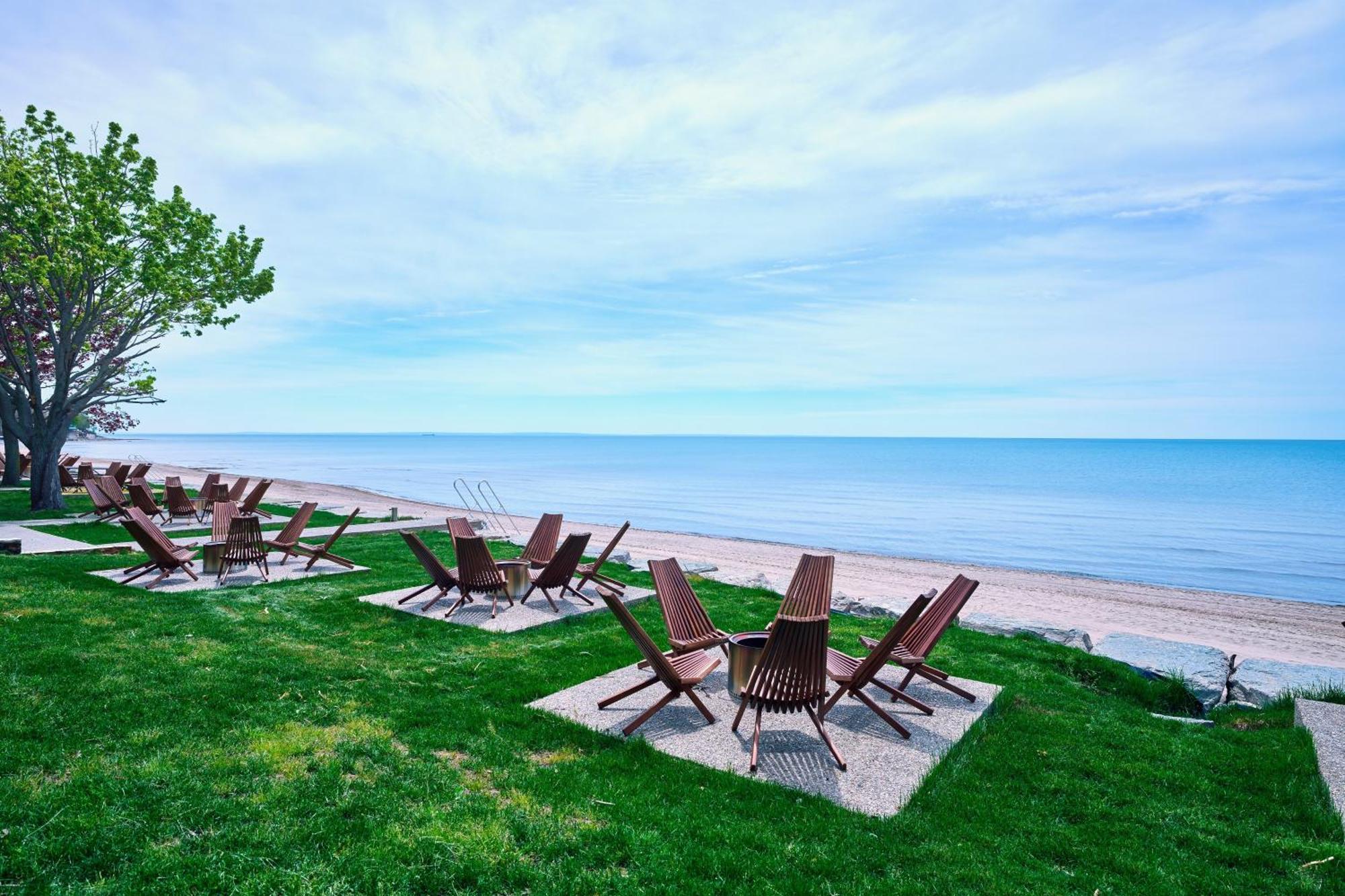 The Long Beach Resort - Beachfront Cottages & Townhouse Suites Wainfleet Extérieur photo